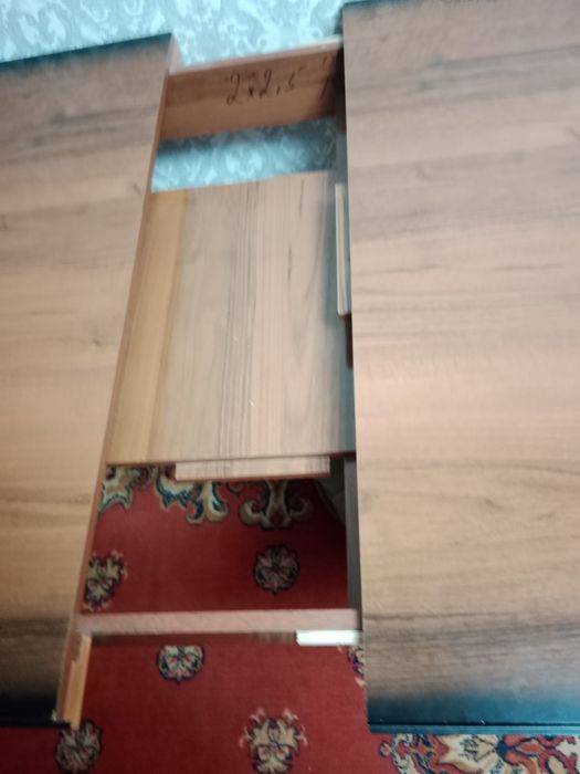 Мебель гостевой стол