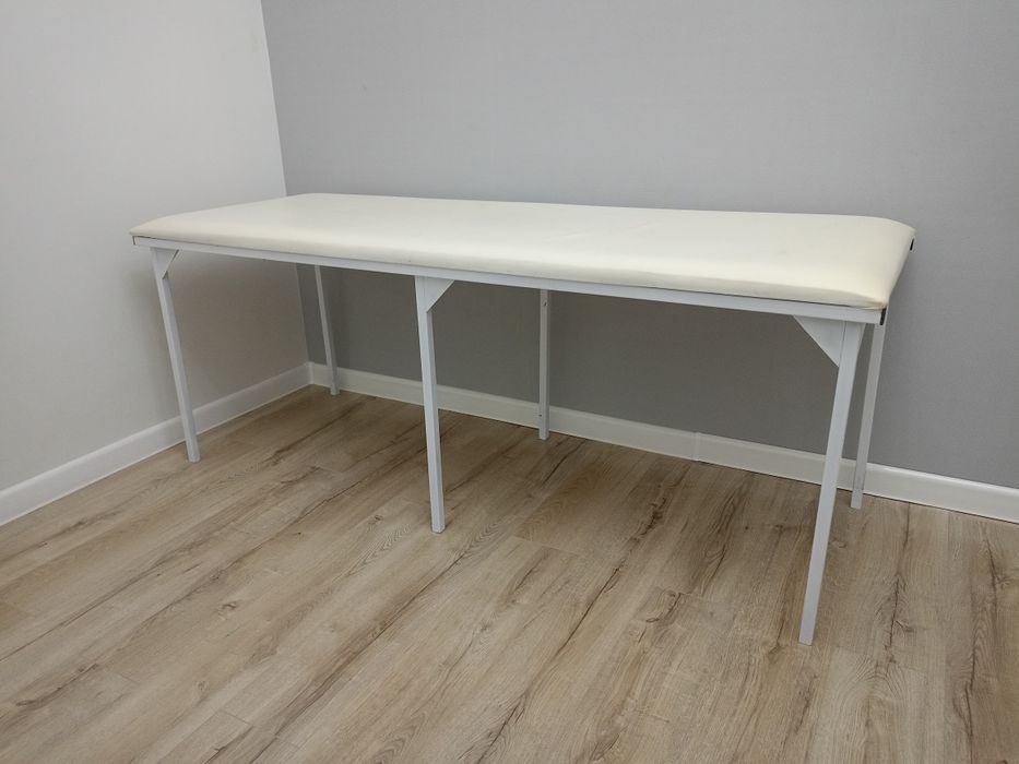 Продается кушетка