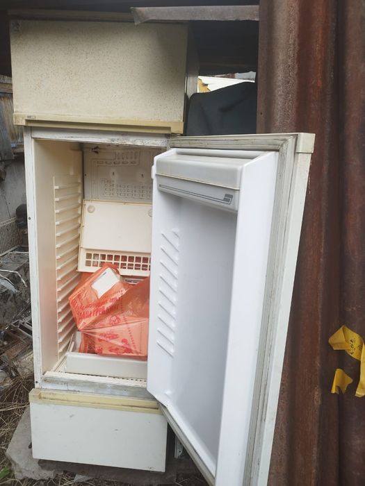 Продам холодильник