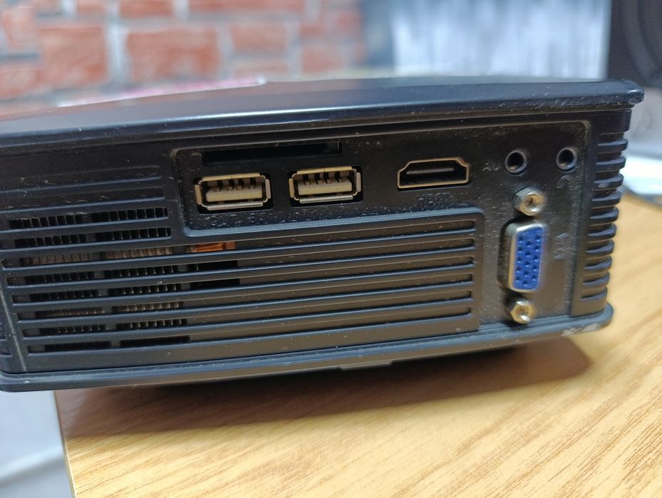 Продам лэд проектор