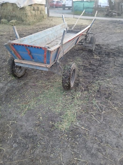 De vânzare căruță bună