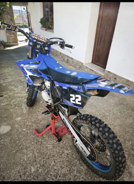 YAMAHA  YZ 2018.