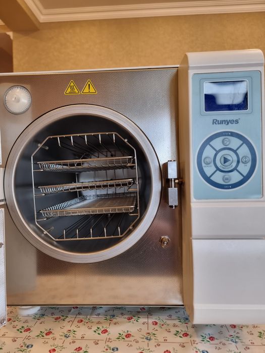 Автоклав медицинский  RUNYES ,23 л.