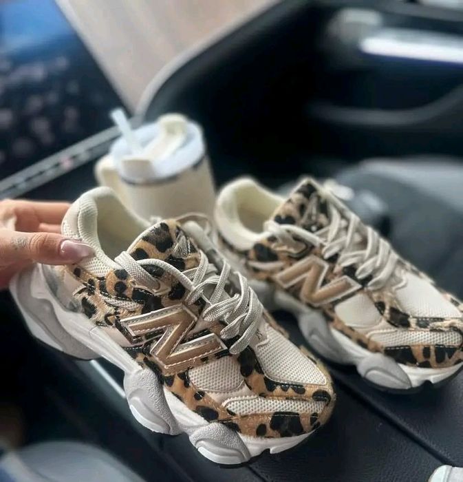 New Balance 9060 Нови Дамски Маратонки [36-40 Номер]