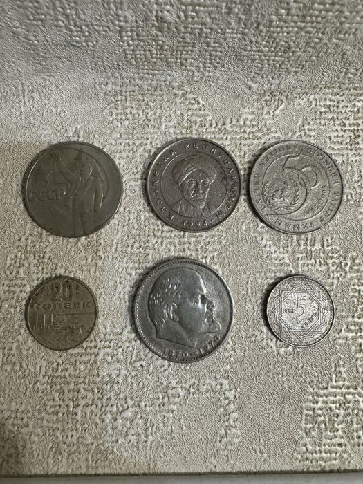 Продаются монеты