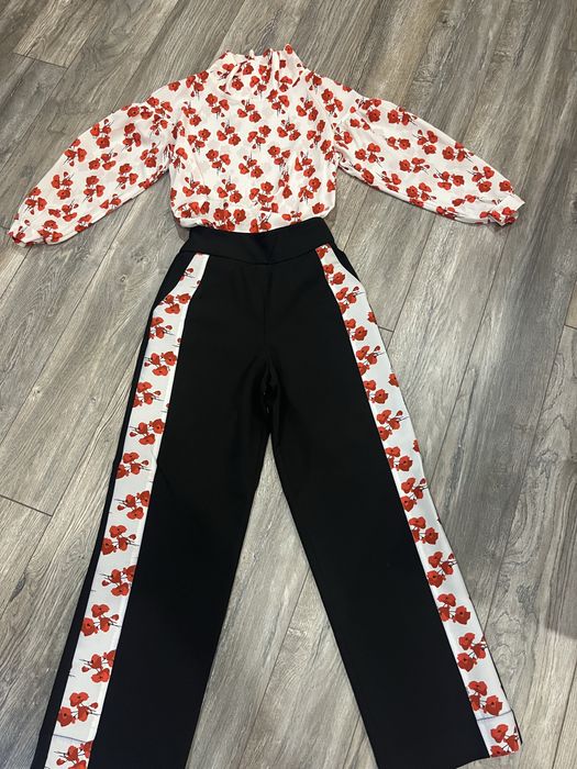 Костюм с панталон  и риза