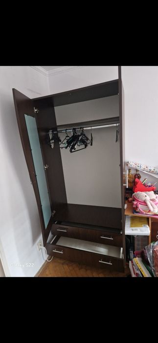 Dulap 2 usi si sertare