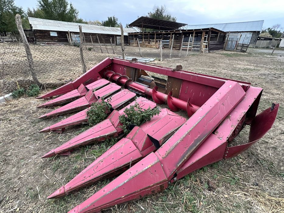 Кукурузная жатка