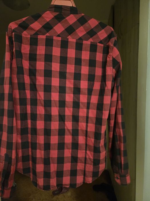 Различни карирани ризи от teranova, bershka и pull and bear