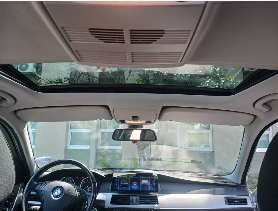 BMW Seria 5 e60 520i