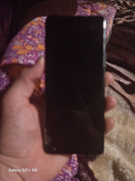 Huawei nova 11 pro ekran singan sotiladi