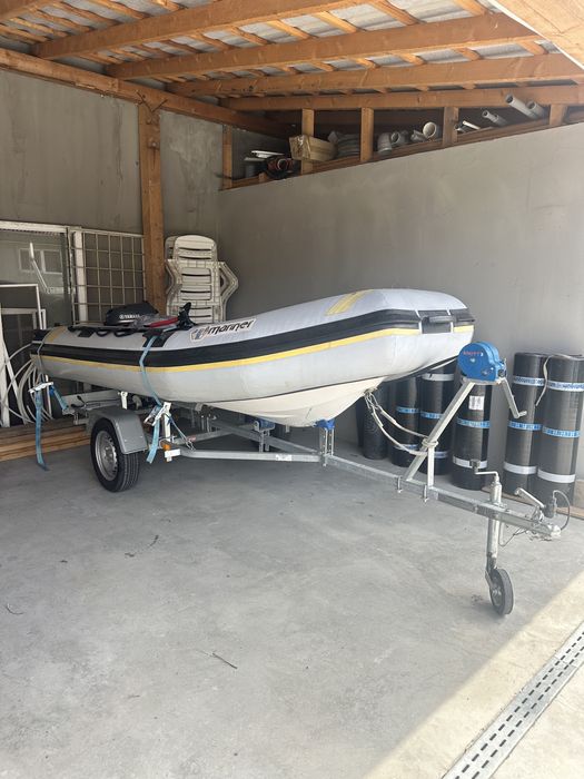 Barca ryb cu motor si peridoc nou