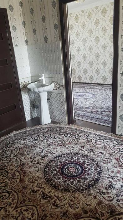 Урганч тумани, Ғойбу коллежи ёнида йўл устида 3-хонали уй