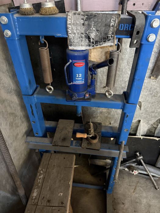 Оборудувание для автосервиса