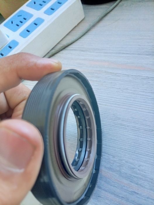 Резиновый пластик
Резиновый пластиковый уплотнитель 47×84

Резиновый п