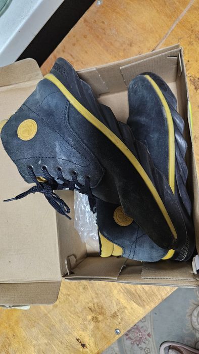 Продаётся обувь в идеальном состоянии 38р, 3000