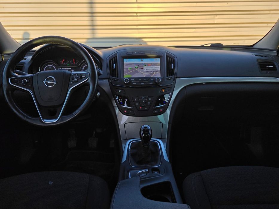 Opel Insignia  2014 2.0 Diesel 140 Cp