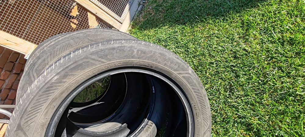 Летни гуми 235/55/19