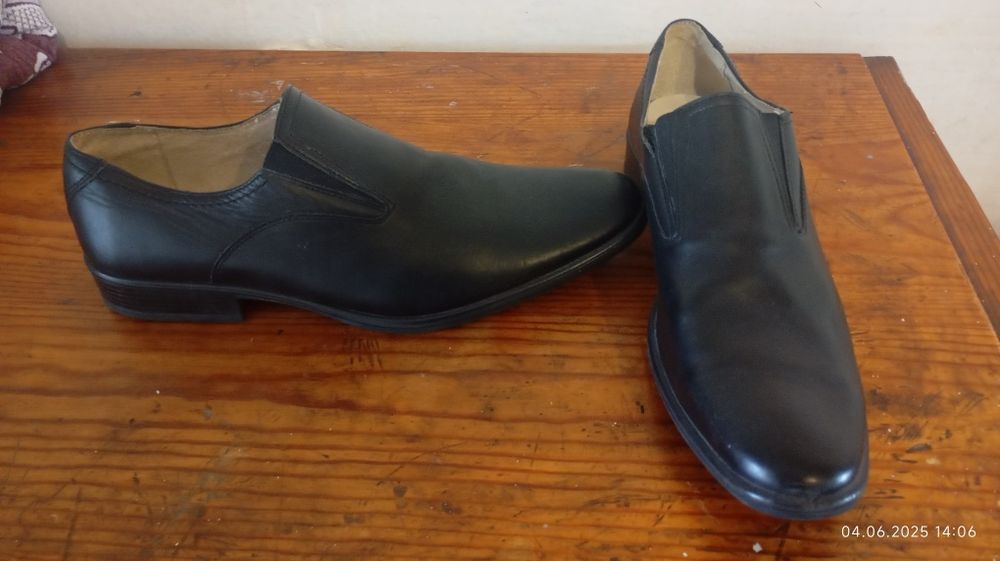 Продам туфли кожаные.
