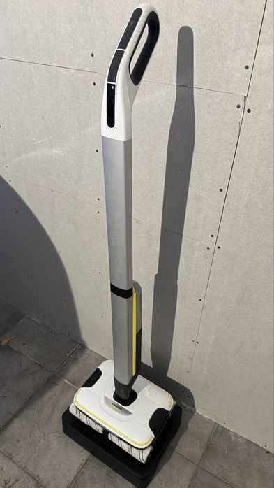 Karcher FC 7 Premium - акумулаторна миячка за подове