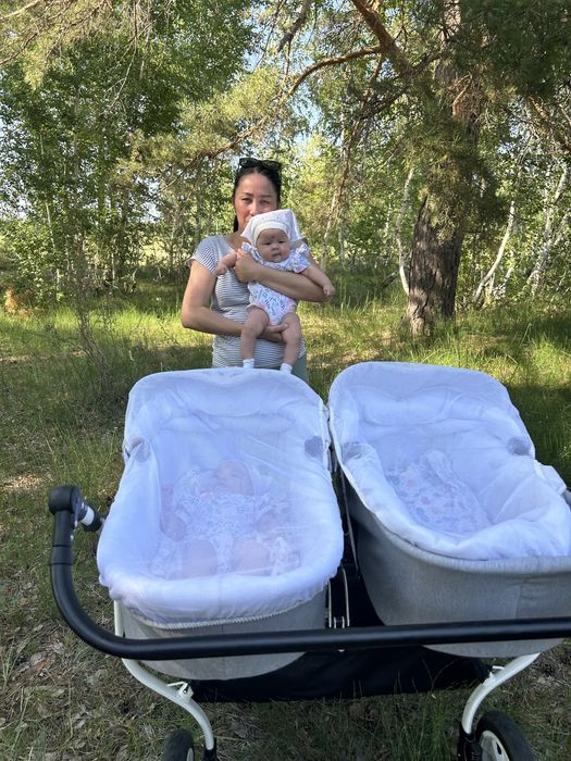 Продам коляску для двойни,