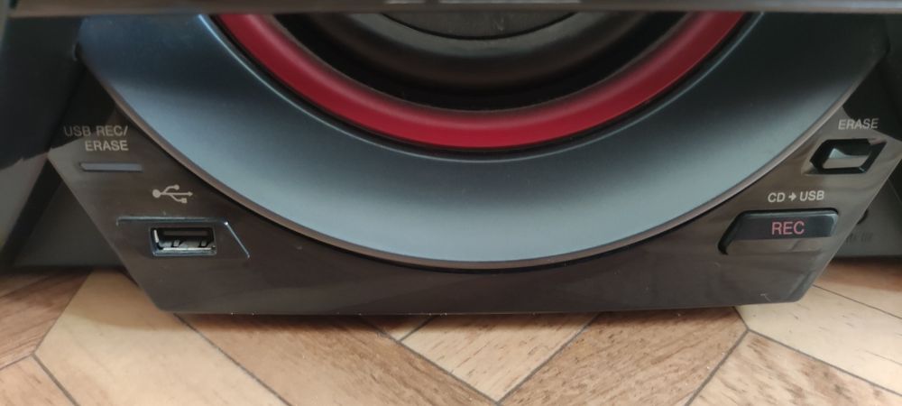 Продам музыкальный центр