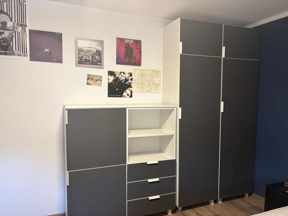 Dormitor complet IKEA – dulap, comodă/bibliotecă și birou mare