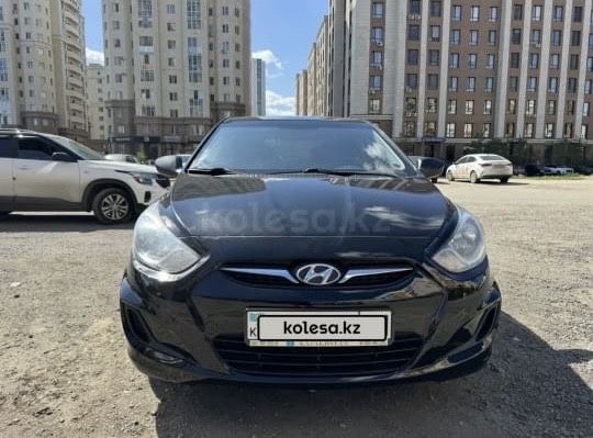 Hyundai Solaris 2012