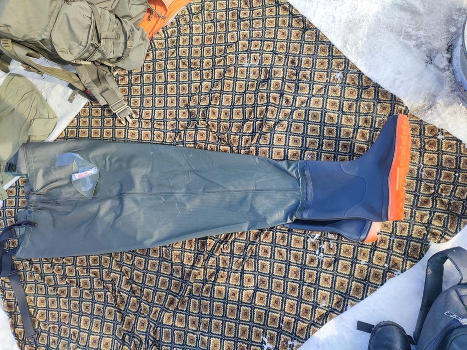 Продам на рыбалку резиновый сопаги