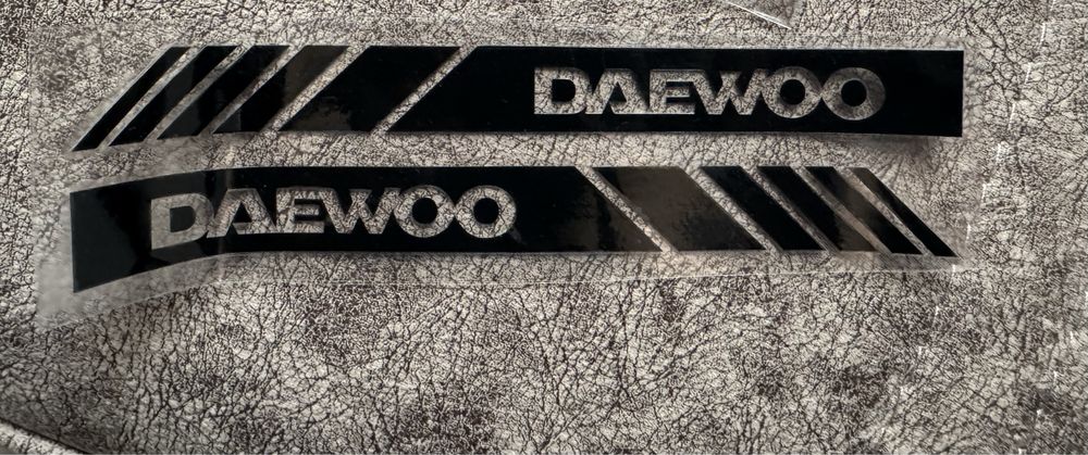 Светоотражающие наклейки на авто