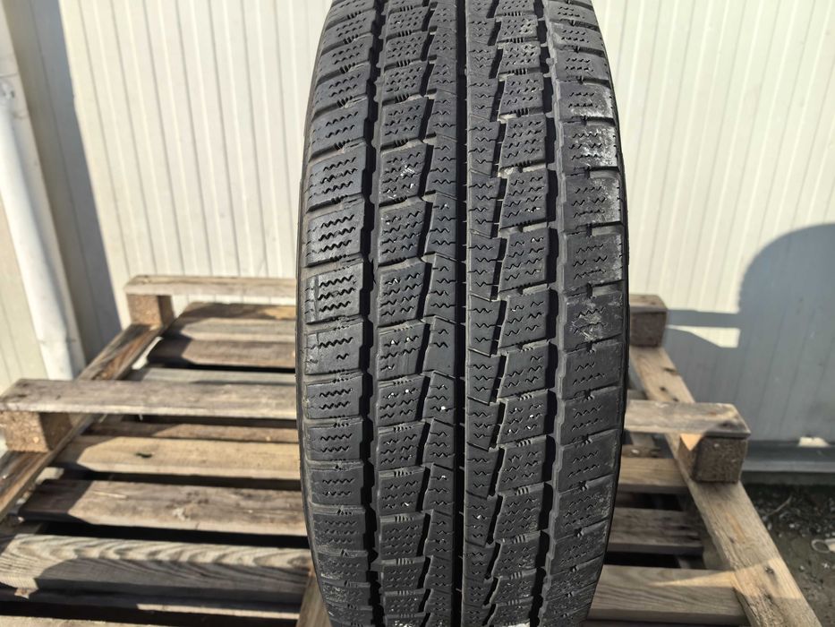 235/65/16 С Ханкук ДОТ 2014 г - Само 1 брой гума