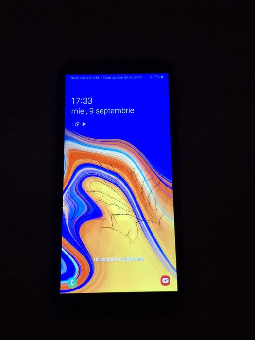 Samsung Galaxy J6 Plus STICLA FISURATĂ
