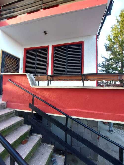 Продава се Къща в с. Момино, Област Търговище - 265 кв.м за 524 €/кв.м - Снимка #2