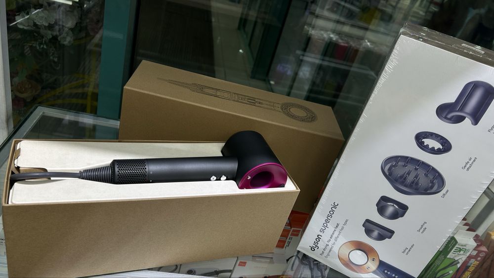 Dyson новый продам