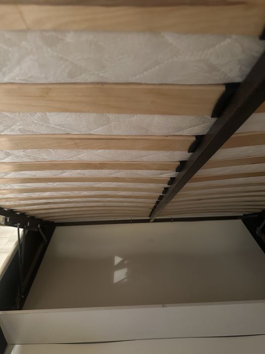 Кровать двухспальная