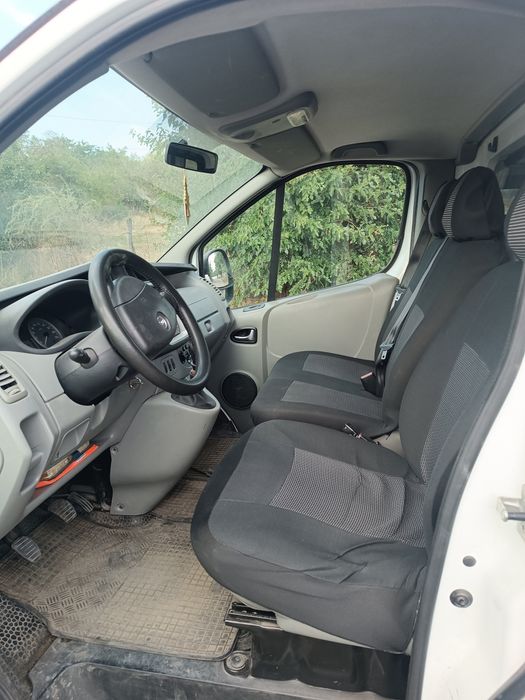 Vând Opel Vivaro 2012