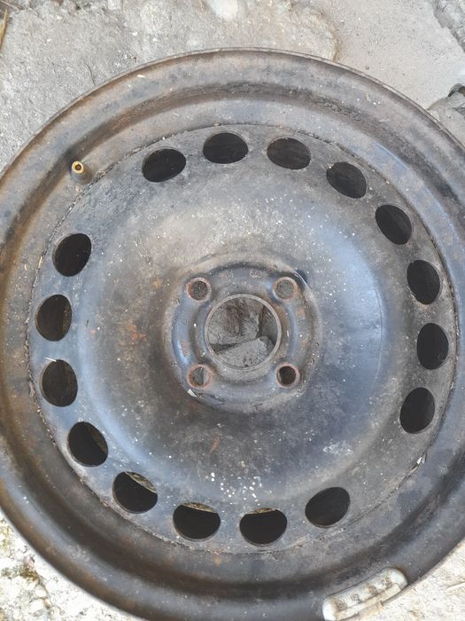 Vând jante de tablă