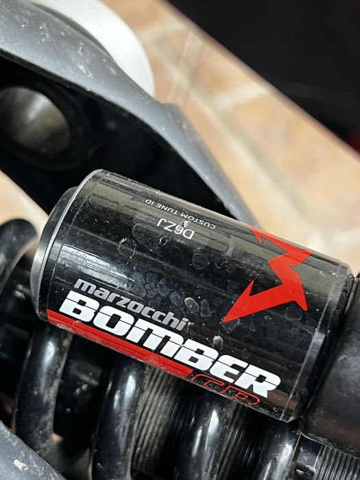 Marzocchi bomber 225x75