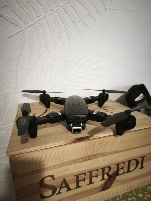 Продается квадрокоптер от компании Toys-Sky S167