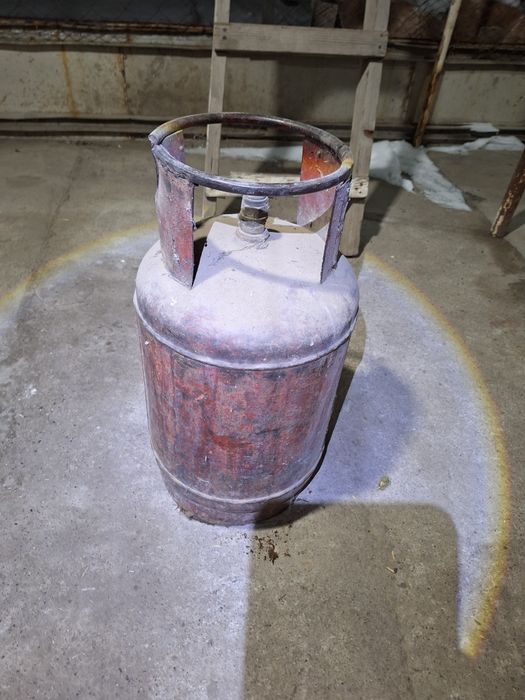 Газовый баллон маленкий