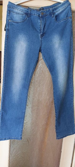 Мъжки дънки прави