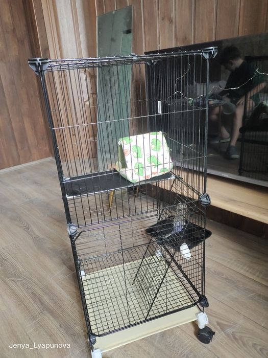 Продам большую клетку