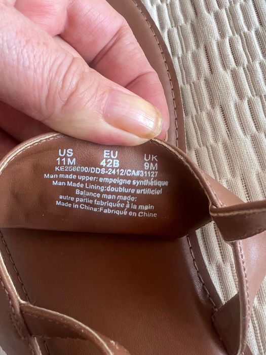 Дамски сандали DKNY