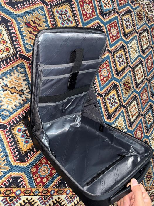 Жёсткий рюкзак для ноутбука Bange