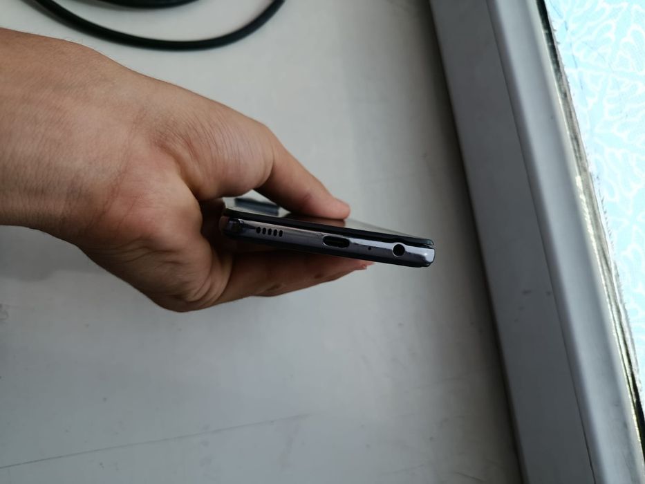 Samsung a52 продам