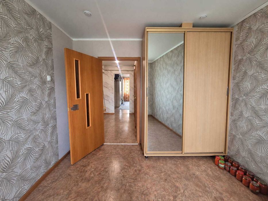 Продам 3 комн квартиру улучш/ планировки