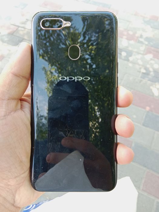 Продам телефон Oppo A5s
