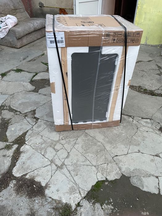 Vând aragaz electric Beko preț 3200 RON
