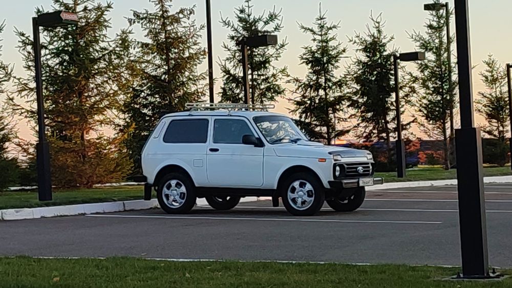 Нива. Лада. Ваз 2121