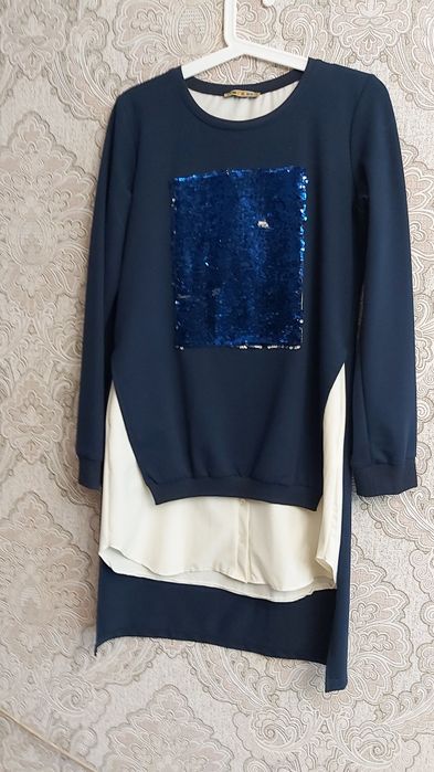 Платье с пайетками